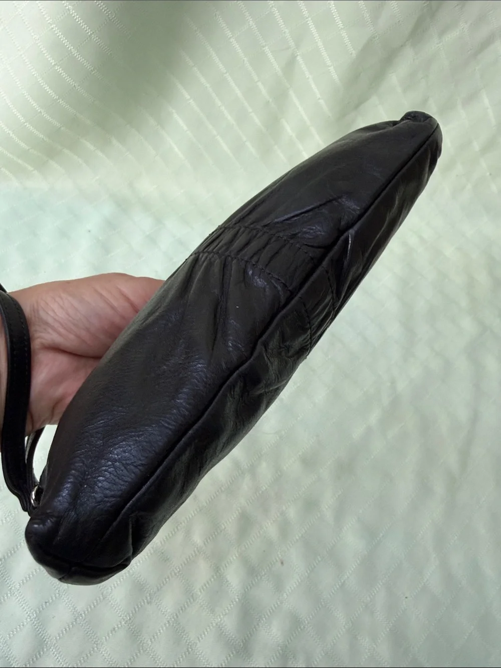 Vintage Y2K Banana Republic Black Leather Wristlet Clutch - Classic Evening Bag